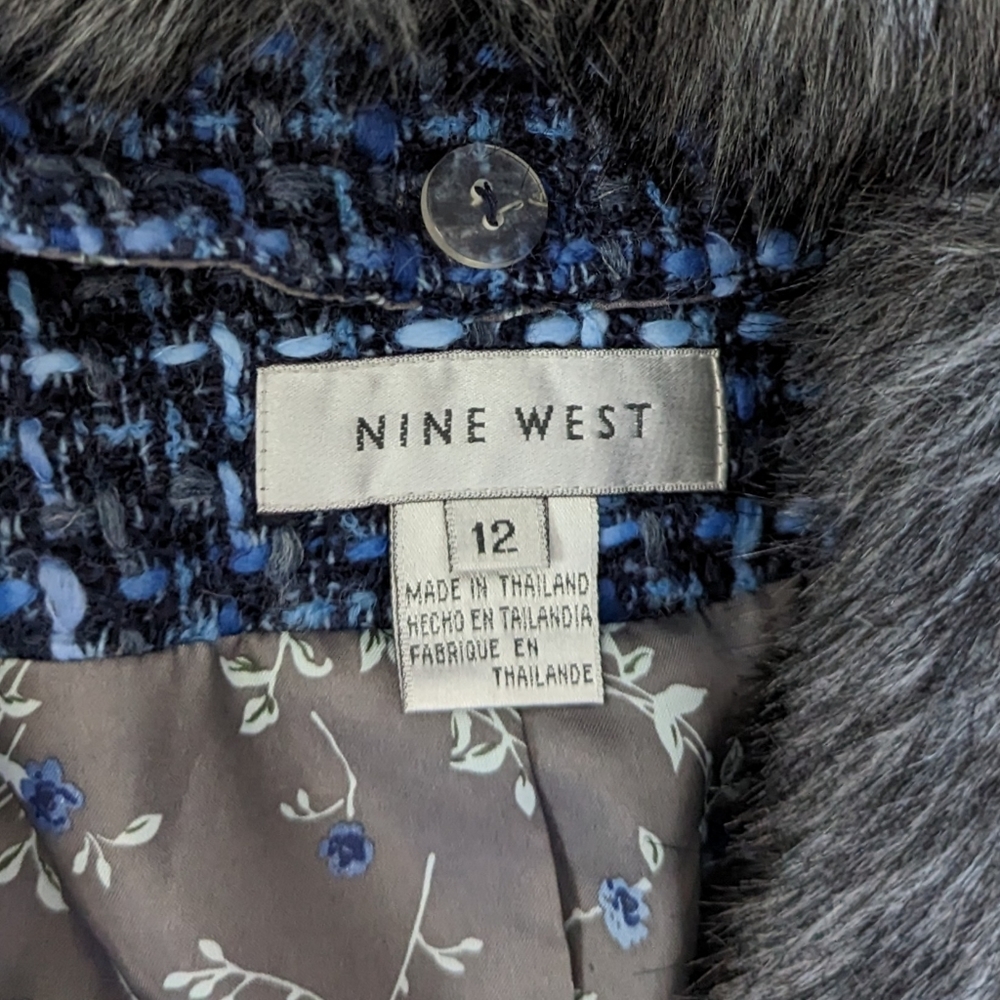 Nine West Tweed Blazer Style Jacket With Fur Collar Size 12 - Picture 8 of 14